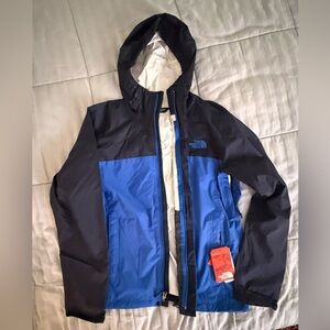The North Face Men's Navy and Royal Blue DryVENT Raincoat NWT